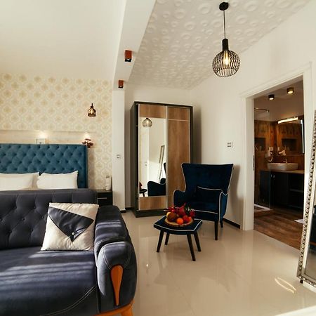 Hotel Platinum Улцинь Экстерьер фото