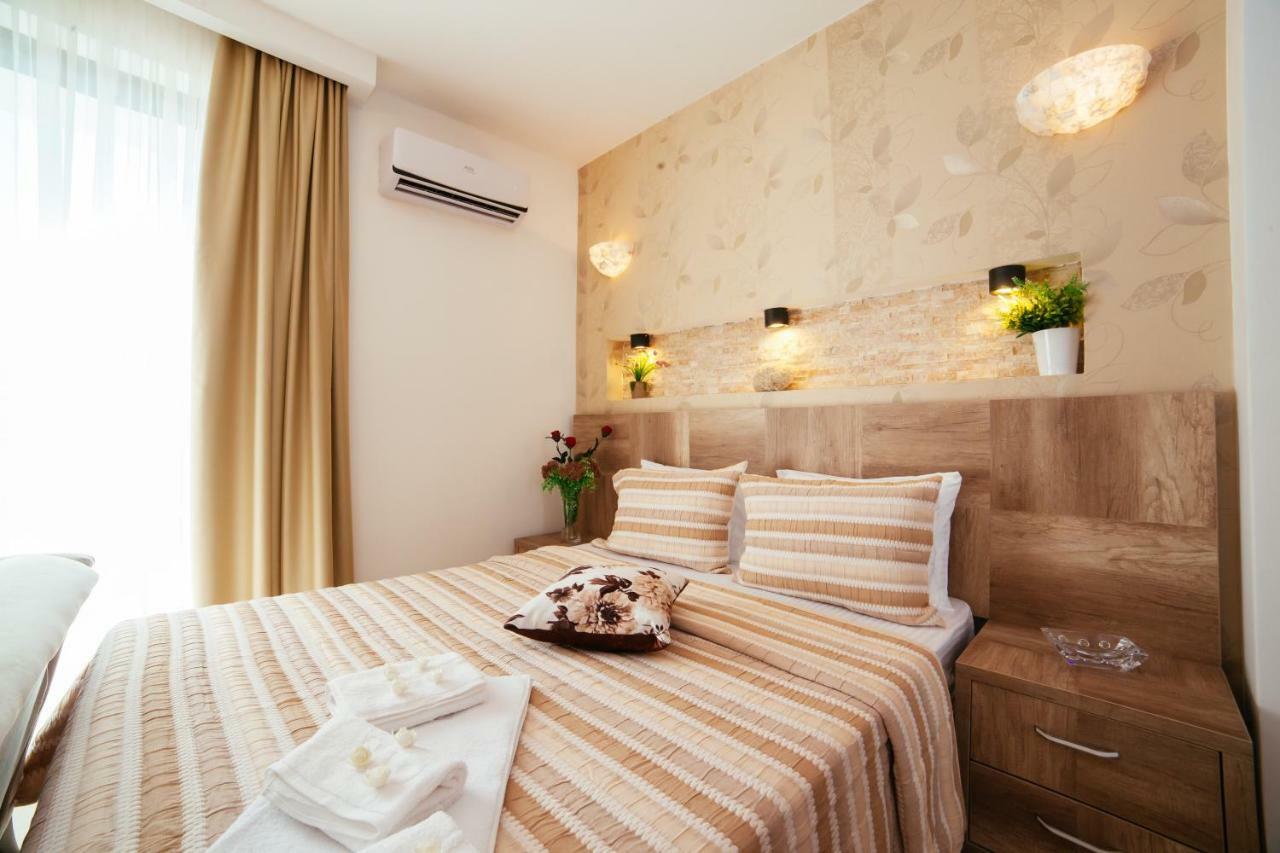 Hotel Platinum Улцинь Экстерьер фото
