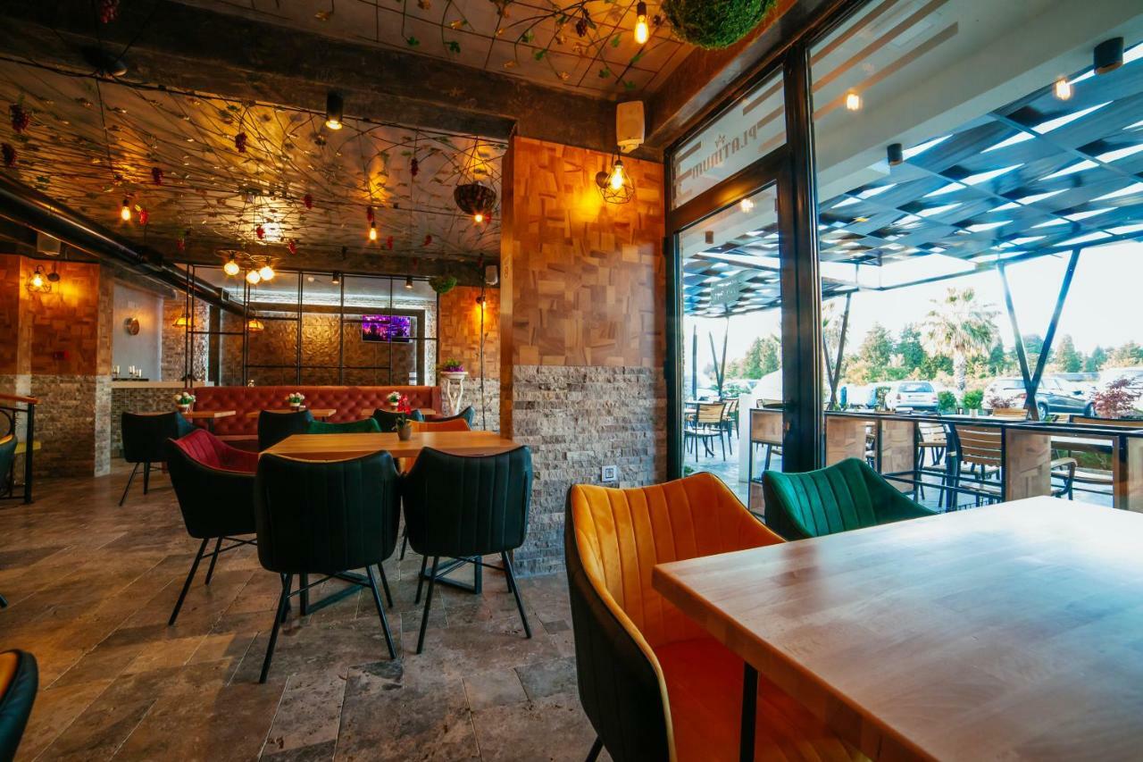 Hotel Platinum Улцинь Экстерьер фото