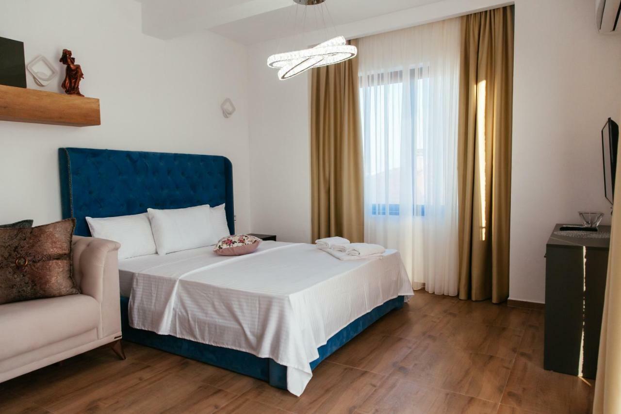 Hotel Platinum Улцинь Экстерьер фото