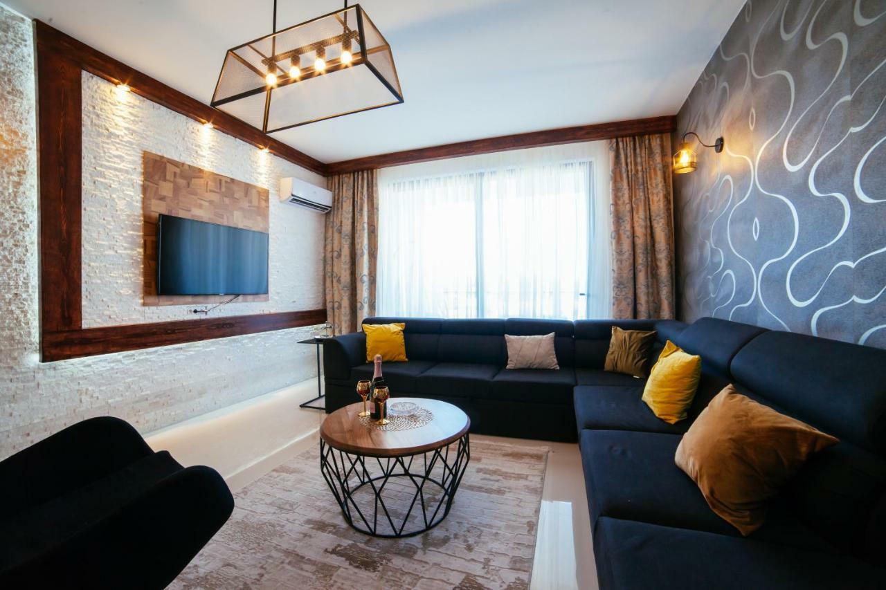 Hotel Platinum Улцинь Экстерьер фото