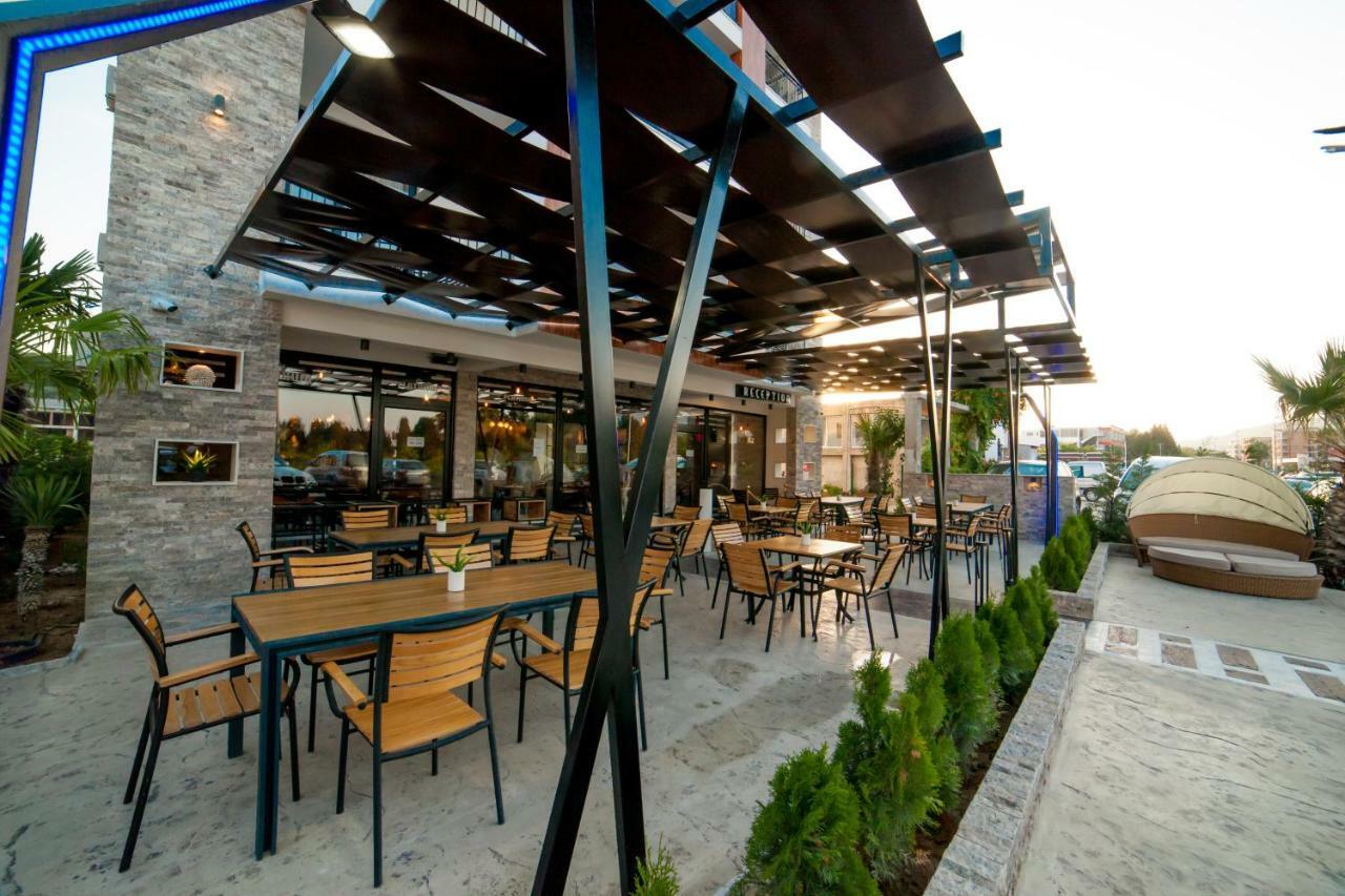 Hotel Platinum Улцинь Экстерьер фото