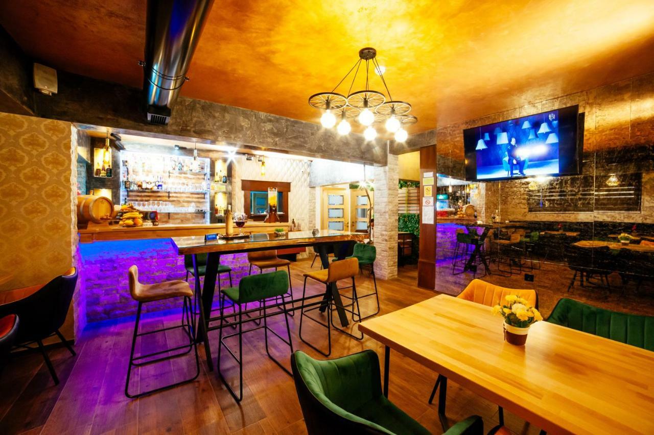 Hotel Platinum Улцинь Экстерьер фото