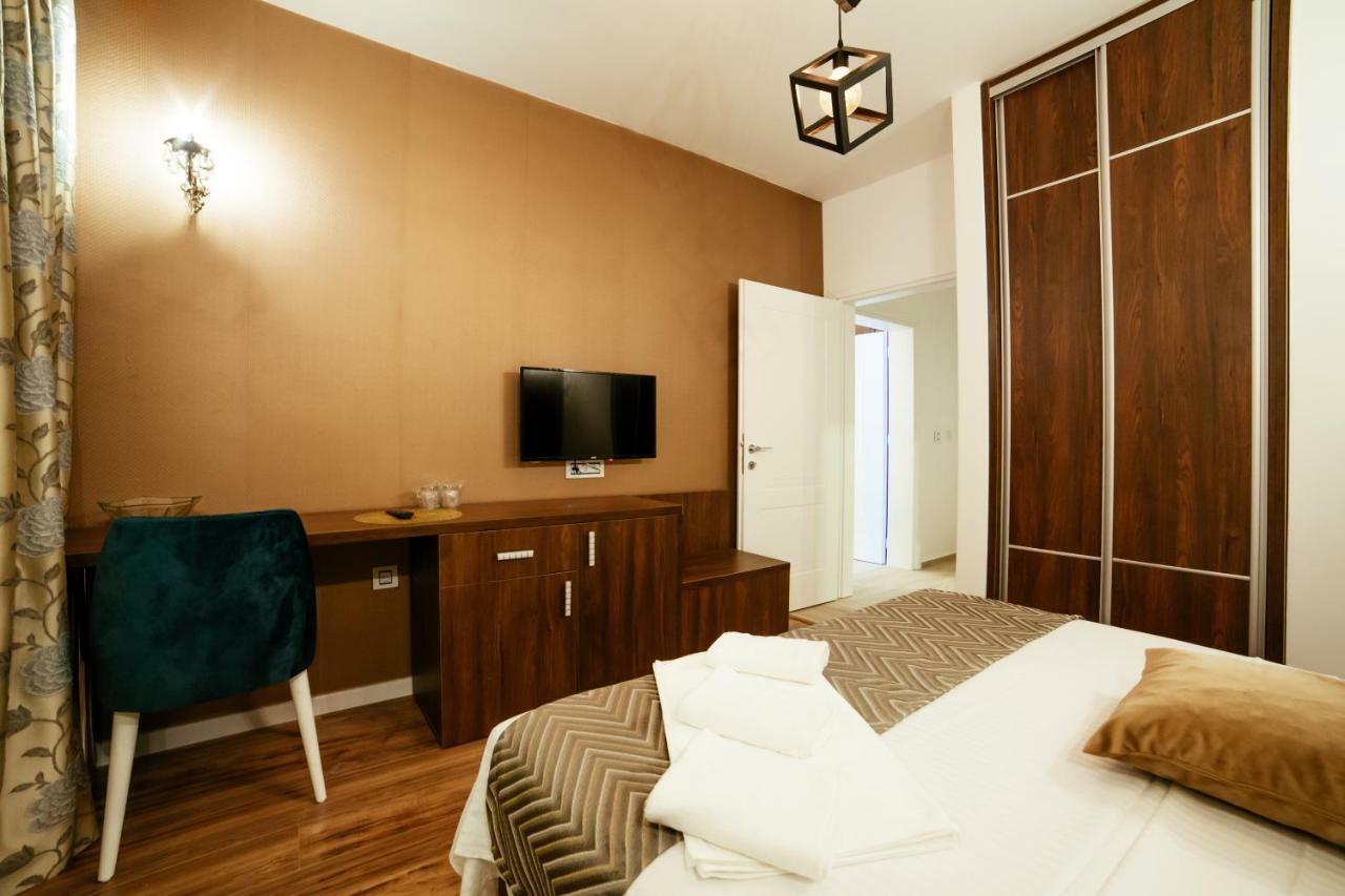 Hotel Platinum Улцинь Экстерьер фото