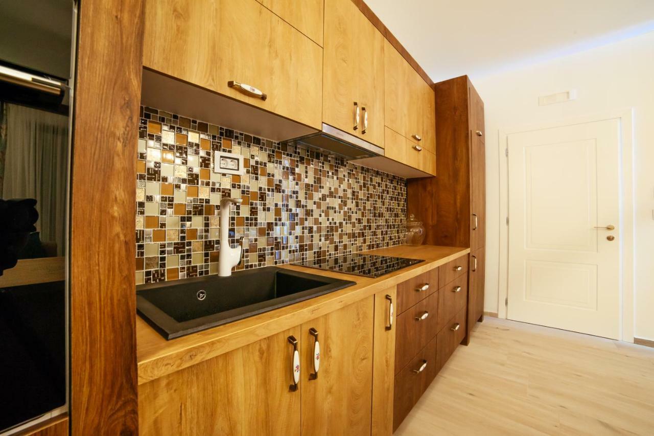 Hotel Platinum Улцинь Экстерьер фото