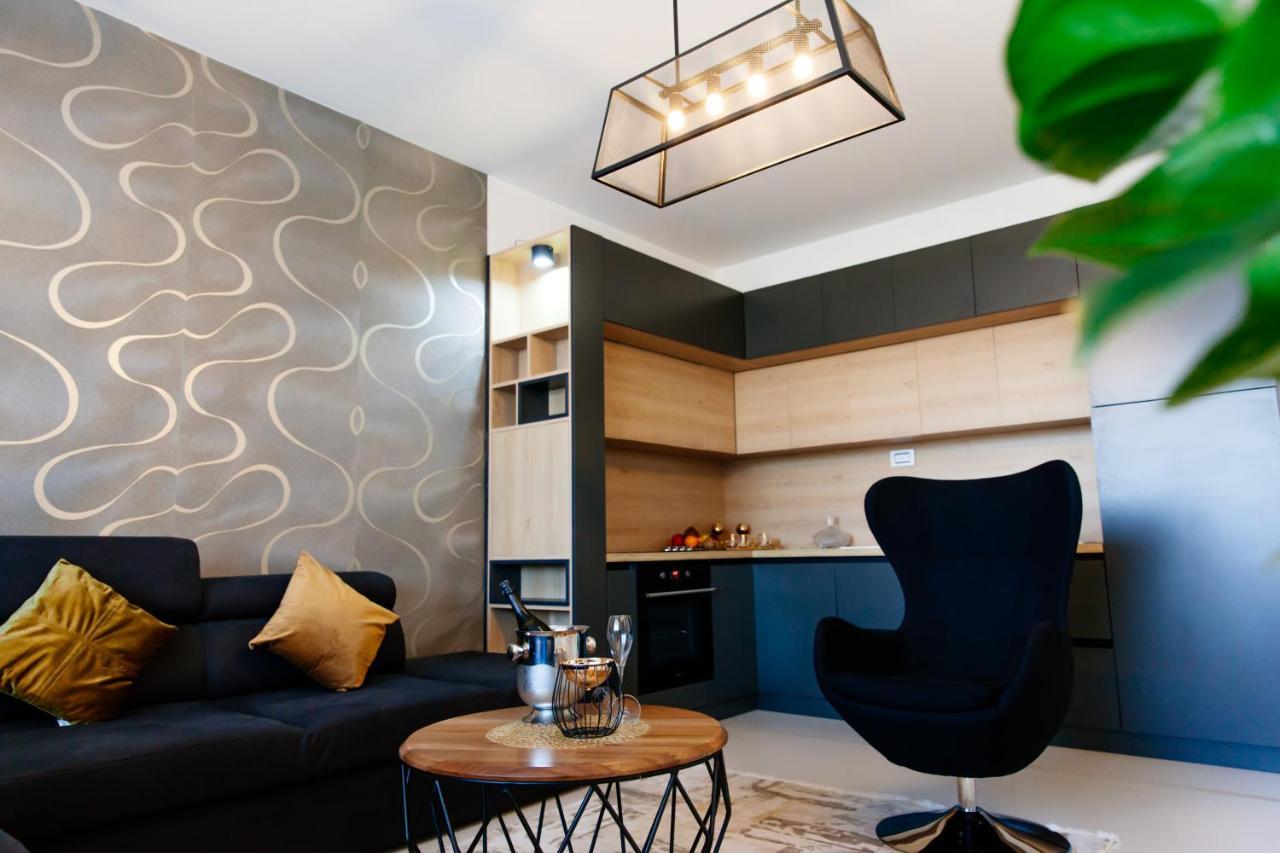 Hotel Platinum Улцинь Экстерьер фото