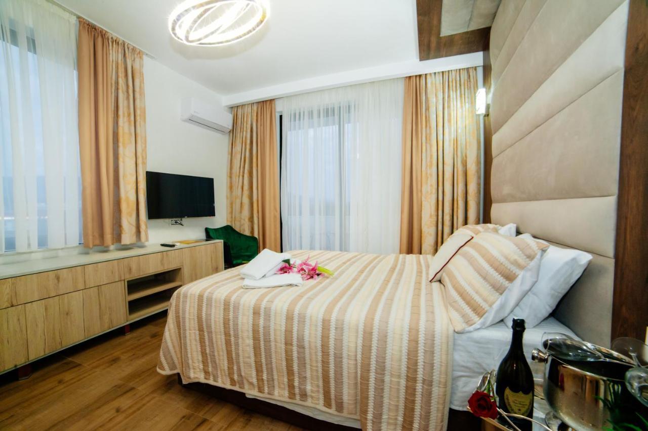 Hotel Platinum Улцинь Экстерьер фото