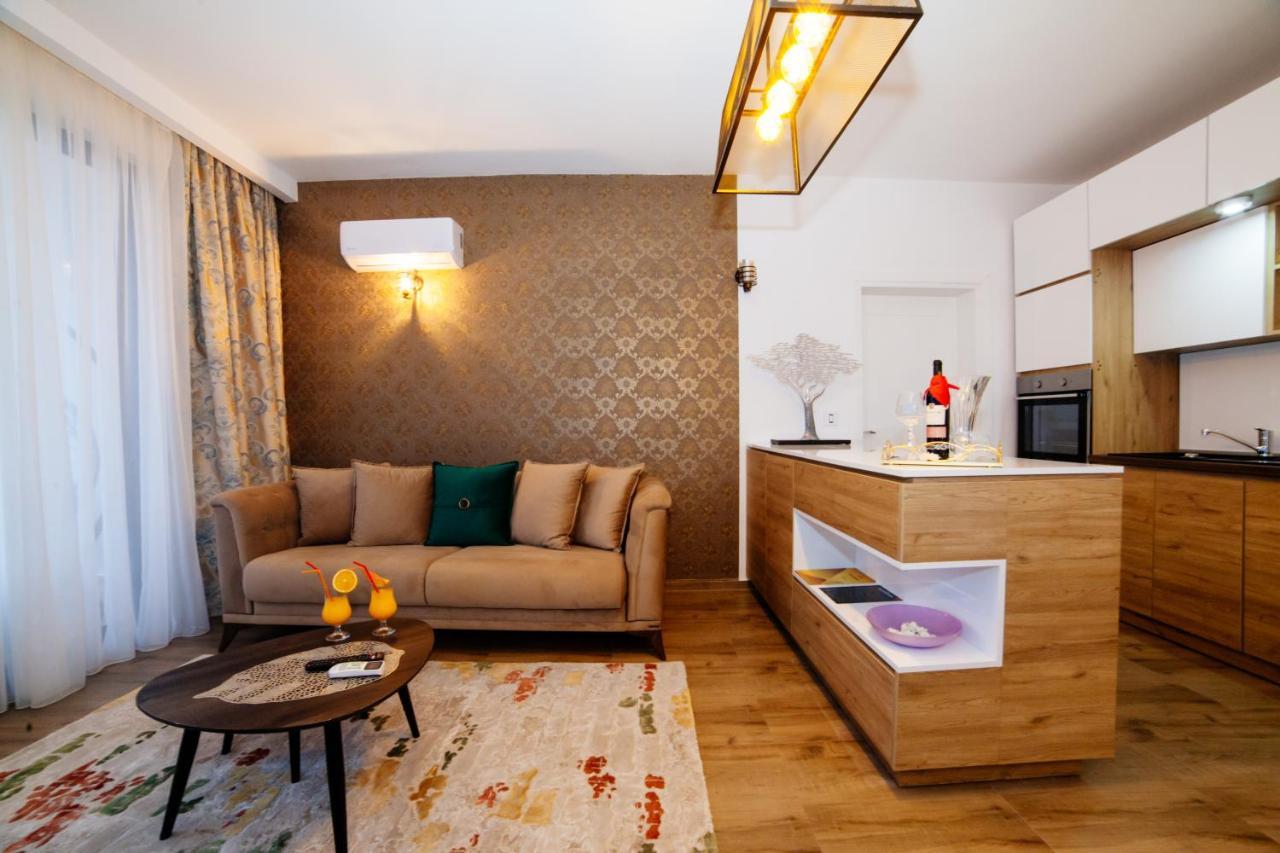 Hotel Platinum Улцинь Экстерьер фото